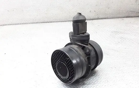 Audi A4 S4 B6 8E 8H Mass air flow meter 0281002461 074906461B
