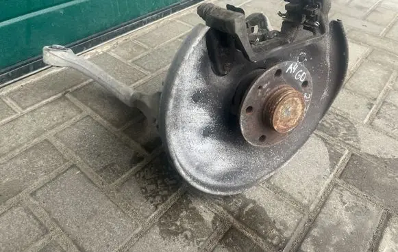 Audi A4 S4 B8 8K Rear wheel hub spindle/knuckle 