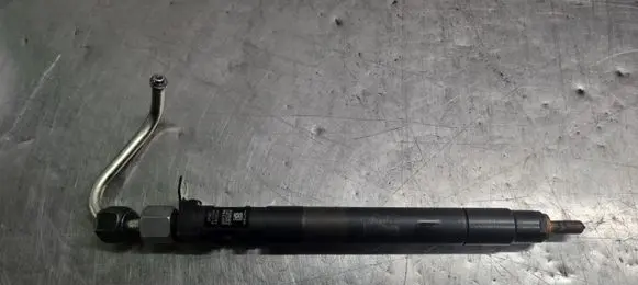 Toyota Prius+ (ZVW40) Fuel injector 9686191080
