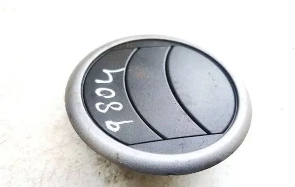 Dash center air vent grill