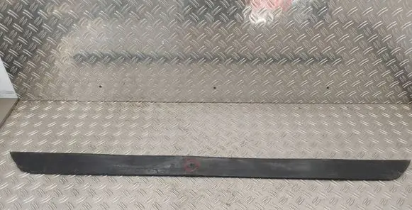 Toyota Auris E180 Front bumper lip 