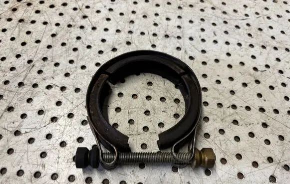Skoda Octavia Mk2 (1Z) Muffler pipe connector clamp 1K0253725