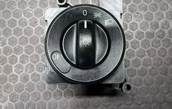 Mercedes-Benz Sprinter W906 Light switch A9065450104