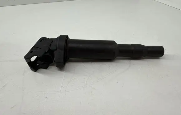 BMW 5 F10 F11 High voltage ignition coil 0221504470