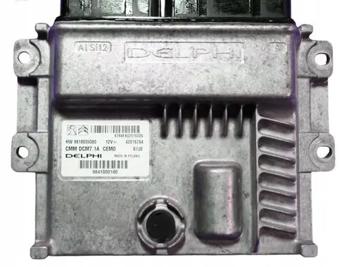 Opel Vivaro Engine control unit/module 9818035080