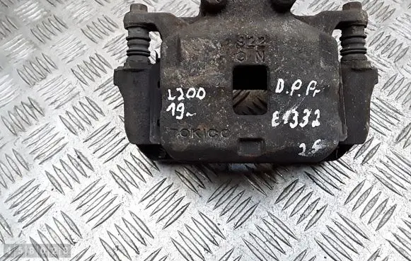 Mitsubishi L200 Front brake caliper