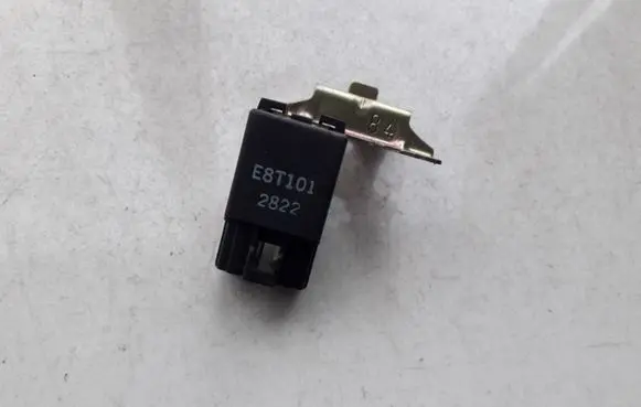 Mitsubishi Space Star Other relay e8t101