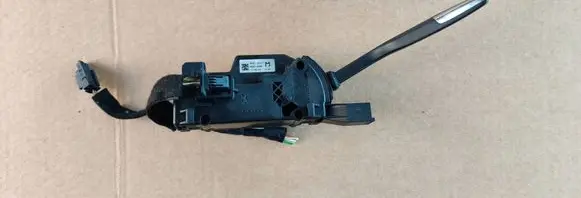 Citroen C4 Grand Picasso Gear shifter/selector 96811352XT