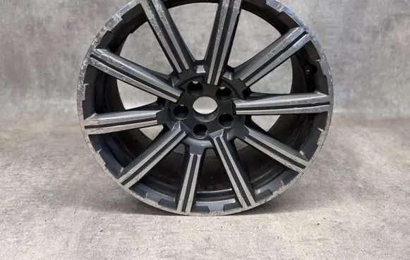 Audi Q7 4M R20 alloy rim 