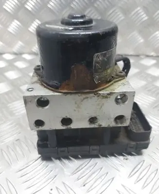 Volkswagen Golf IV ABS Pump 1JO907379G