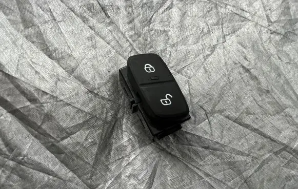 Volvo S60 Electric window control switch 31433410 19W323