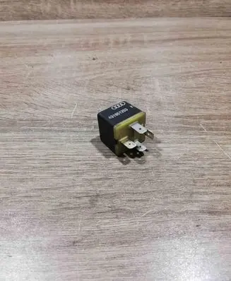 Audi A6 S6 C5 4B Other relay 431951253H