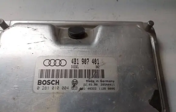 Audi A6 S6 C5 4B Engine control unit/module ECU 4B1907401 28SA4411 0281010004