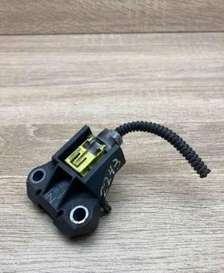 Lexus IS 220D-250-350 Airbag deployment crash/impact sensor 8917353040