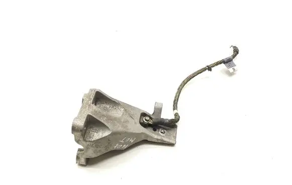 Jaguar XE Engine mounting bracket GX736061BD