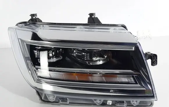 Volkswagen Crafter Headlight/headlamp 7C1941036F