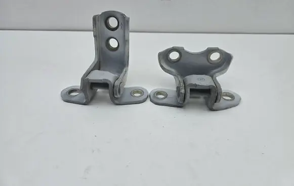 Toyota Prius+ (ZVW40) Front door hinge set 