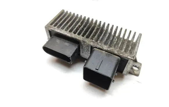 Renault Trafic III (X82) Glow plug pre-heat relay 271206395R