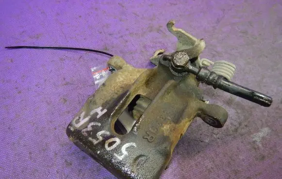 Volvo S40, V40 Rear brake caliper