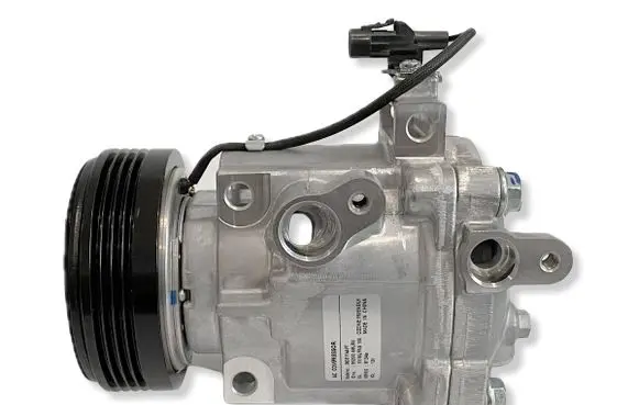 Suzuki Swift II Air conditioning (A/C) compressor (pump) 9520068LB0