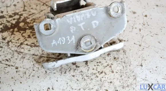 Opel Vivaro Tailgate/trunk/boot hinge 66379