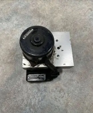 Volkswagen PASSAT B6 ABS Pump 1J0907379Q 10094903323 345739