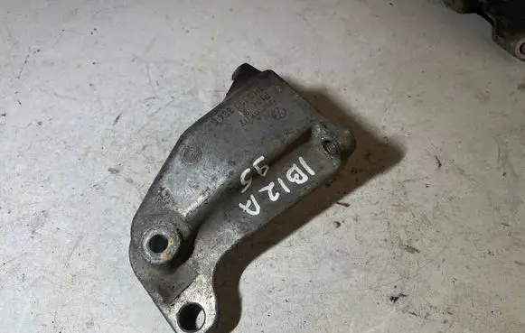 Seat Ibiza II (6k) Engine mounting bracket 1H0199354E