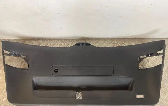 Audi Q5 SQ5 Tailgate trim 8R0867979B