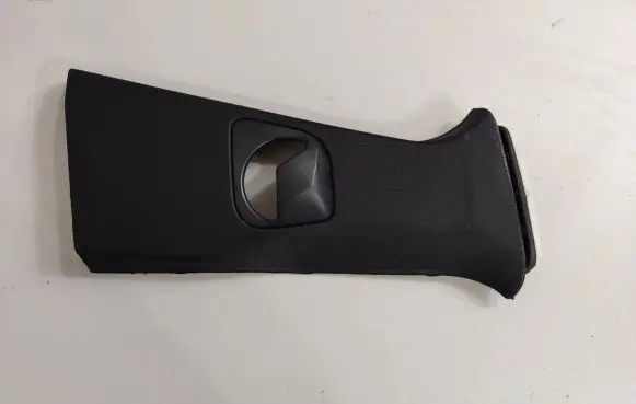 BMW X3 G01 (B) pillar trim (top) 8072814