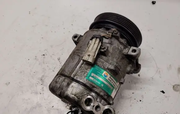 Opel Zafira B Air conditioning (A/C) compressor (pump) 090215966 8633