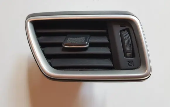 Nissan X-Trail T32 Dashboard side air vent grill/cover trim 687604BA0A 687604CE0A E9885211100