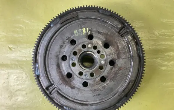 Mercedes-Benz B W245 Clutch set kit A6400303505 A6400303905