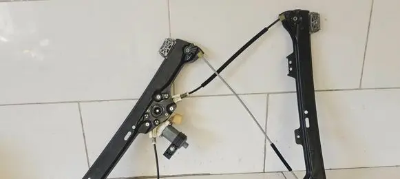 BMW 5 E60 E61 Front door electric window regulator 7184884E