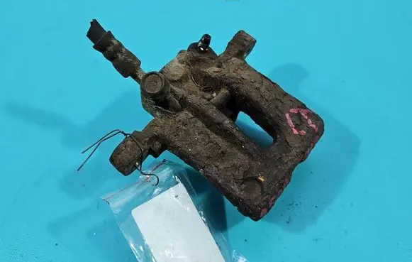 Toyota Corolla E120 E130 Rear brake caliper IMPRK1588200
