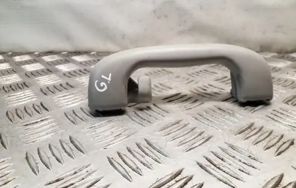 Opel Mokka Rear interior roof grab handle