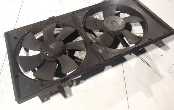 Mazda 6 Radiator cooling fan shroud