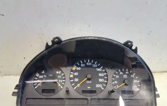 Mercedes-Benz ML W163 Speedometer (instrument cluster) 3319210001 A1635400047