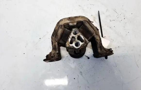 Opel Astra F Engine mount bracket 90236838