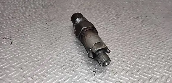 Ford Mondeo MK II Fuel injector LCR6705301E