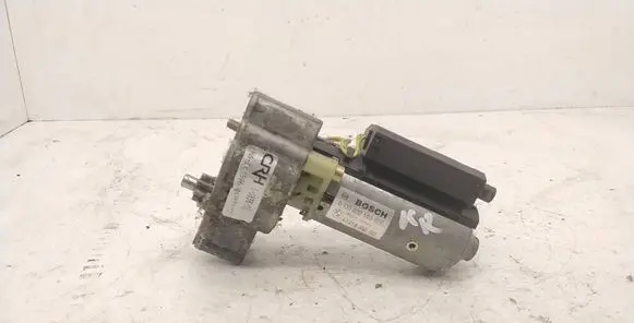 BMW 5 E39 Seat adjustment motor 67318352192 0130002502 8352192