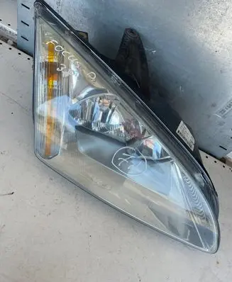 Ford Focus Headlight/headlamp 4M5113W029AD 10178 0118102