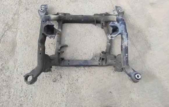 Mercedes-Benz GL X164 Front subframe