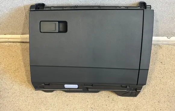 Volkswagen Golf VIII Glove box 5H1857097
