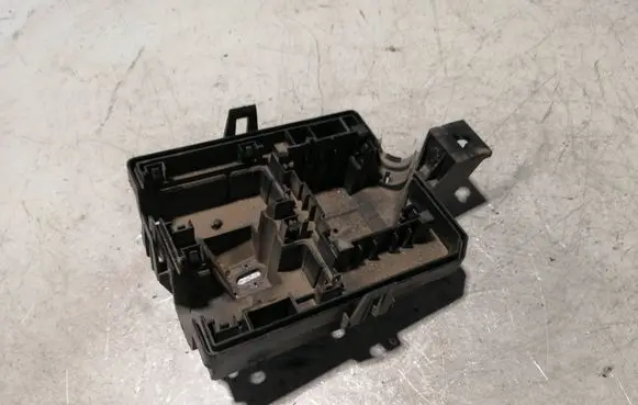 Buick Encore I Fuse box cover 95941608