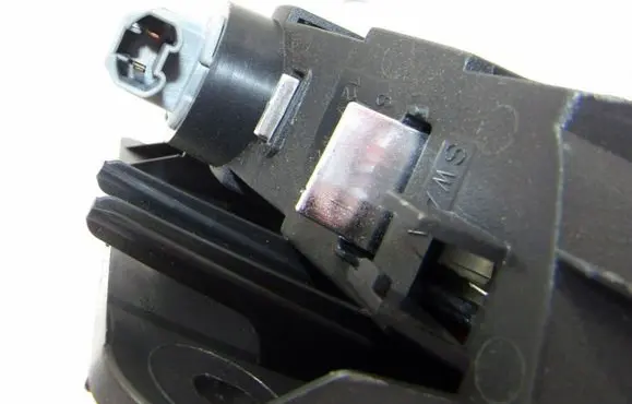 Honda CR-V Third/center stoplight
