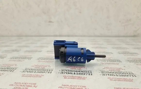 Clutch pedal sensor