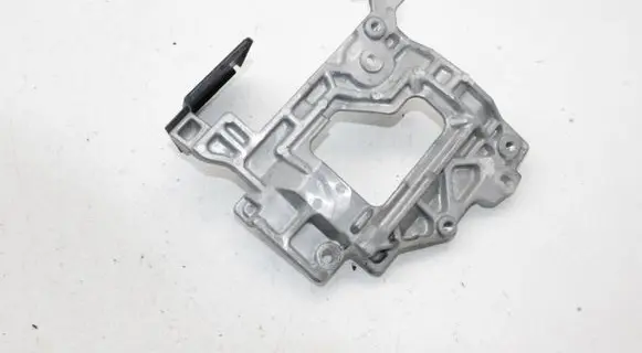 Nissan Leaf II (ZE1) A/C compressor mount bracket 
