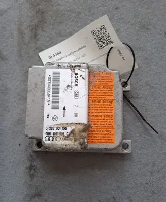 Audi A6 S6 C5 4B Airbag control unit/module 0285001106