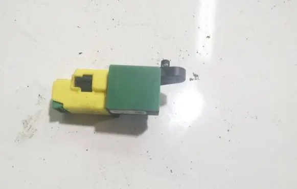 Skoda Superb B6 (3T) Airbag deployment crash/impact sensor 410B1606