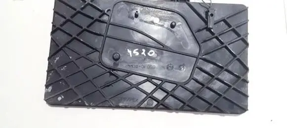 Battery box tray